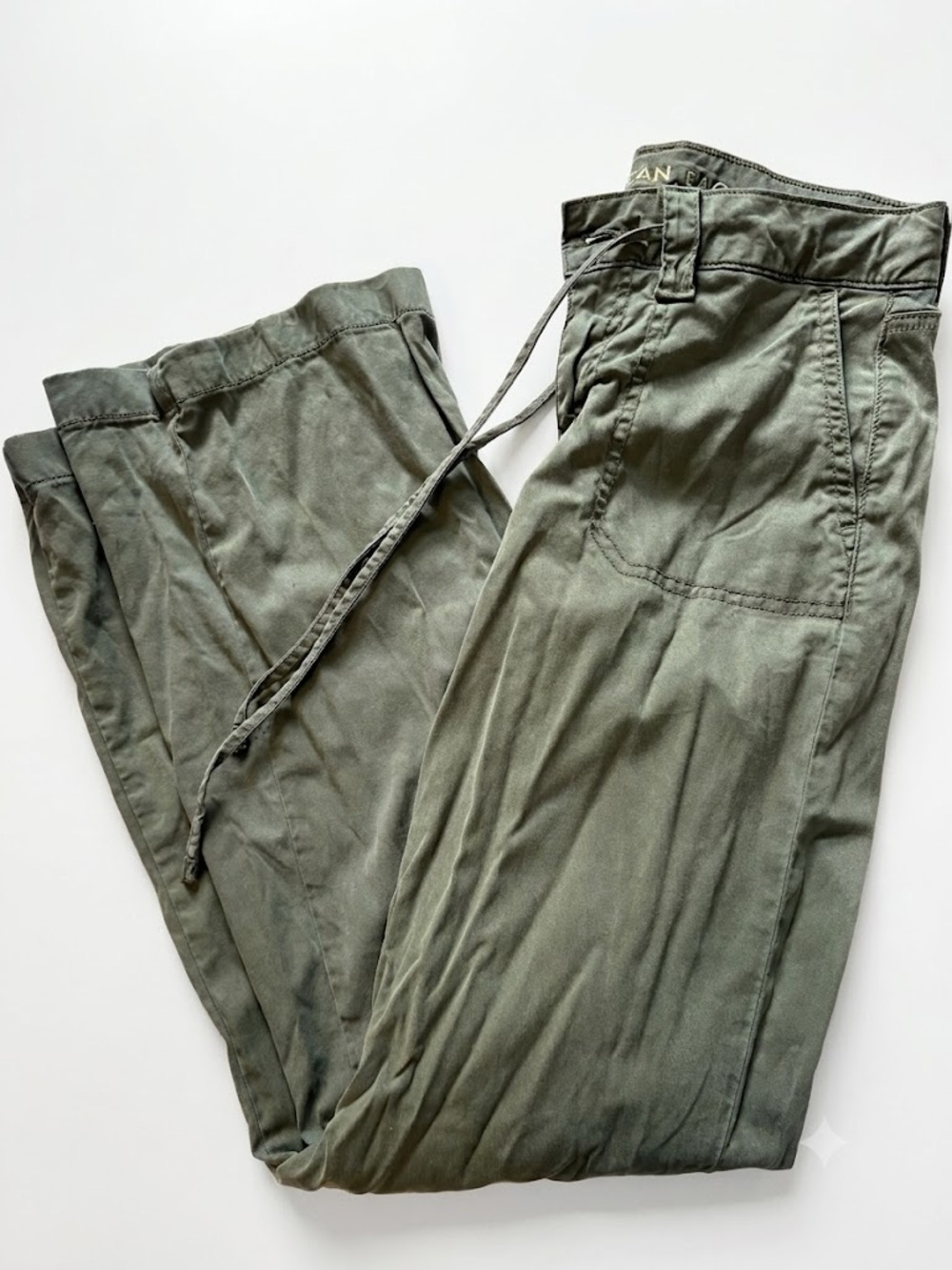 American Eagle Outfitters Olive Drawstring Joggers